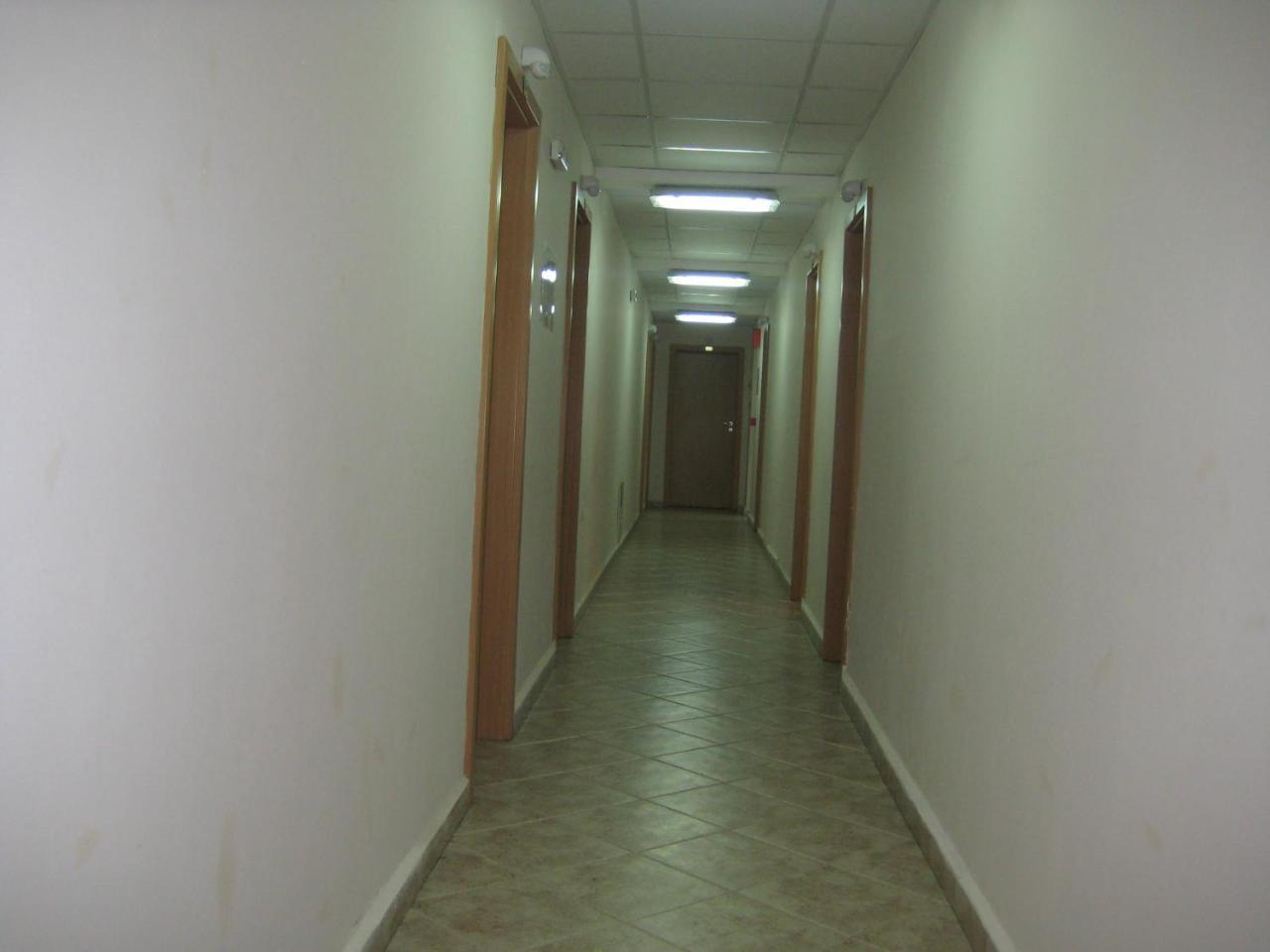 Hotel Restaurant Popini Laki Ягодина Экстерьер фото