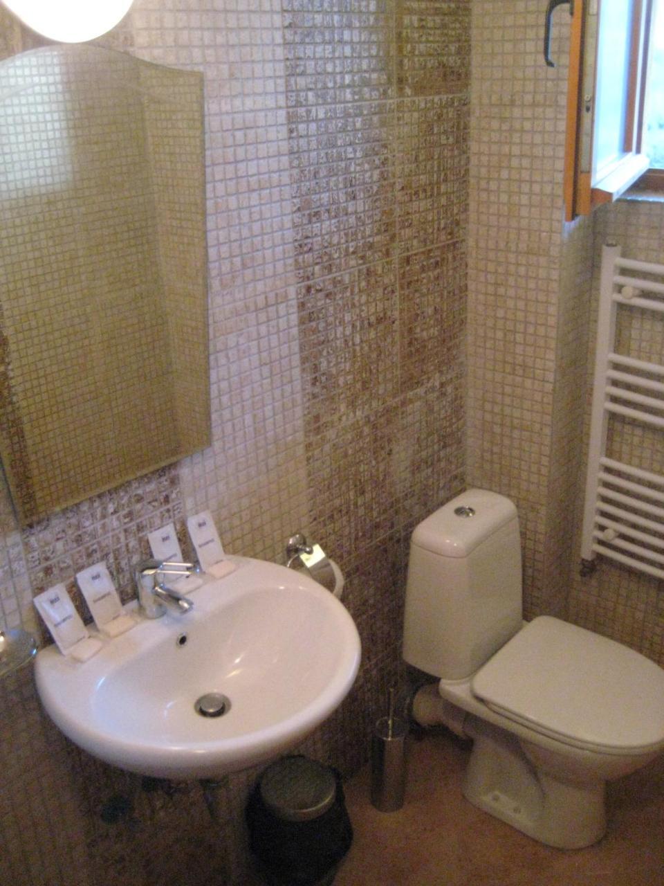 Hotel Restaurant Popini Laki Ягодина Экстерьер фото