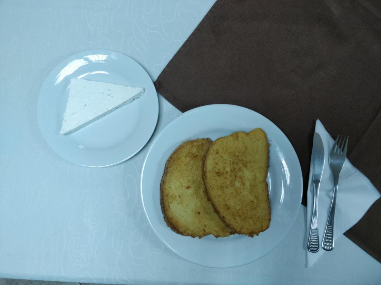 Hotel Restaurant Popini Laki Ягодина Экстерьер фото